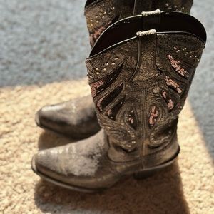 Black boots with sequins. Has a higher heel . Size 6 but fits more like a 7